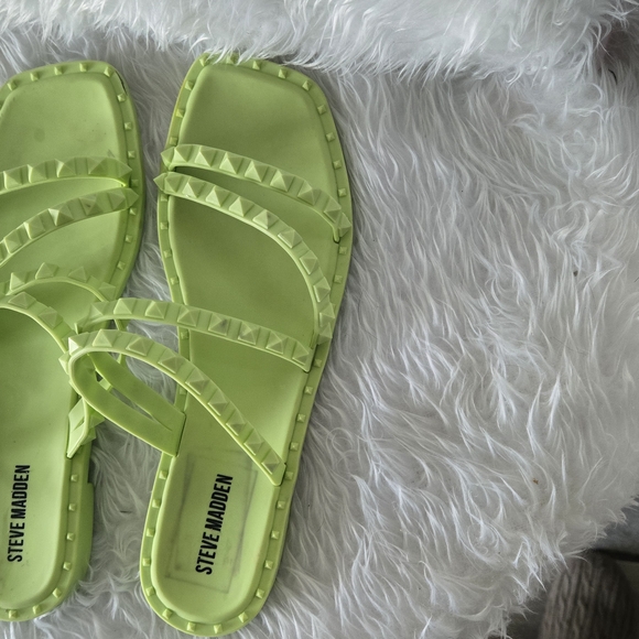 Steve Madden Green Sandals with Studded Straps - Picture 2 of 5